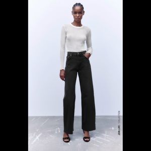 Zara Wide Leg Full-Length Jeans | High-Rise | size 2 
Perfect condition!!